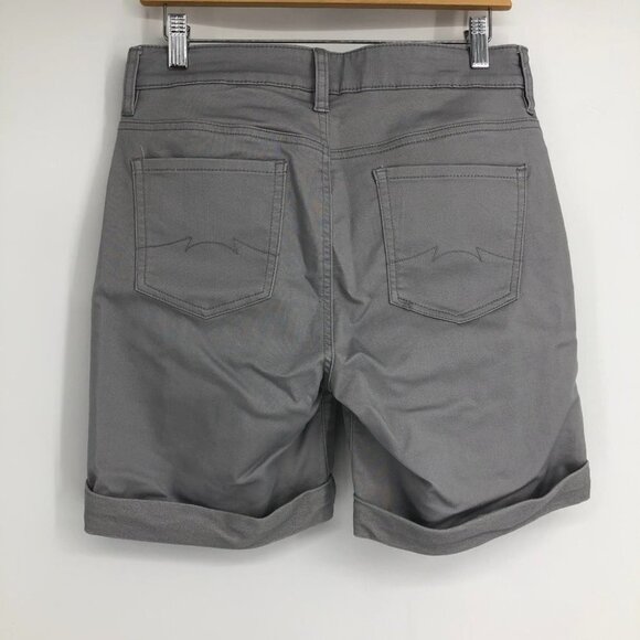 Parasuco Light Grey Denim Shorts size 8 - Picture 4 of 16